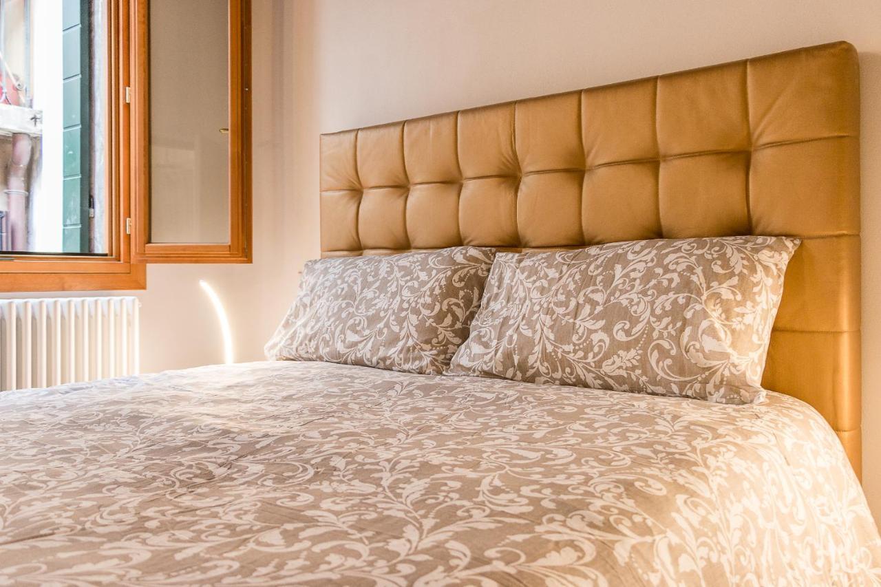 Venetian New Style @ Ca' D'oro Apartment Venedig