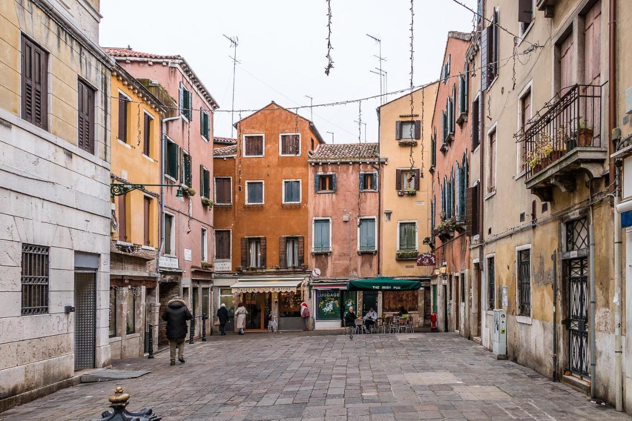 Venetian New Style @ Ca' D'oro * Venedig